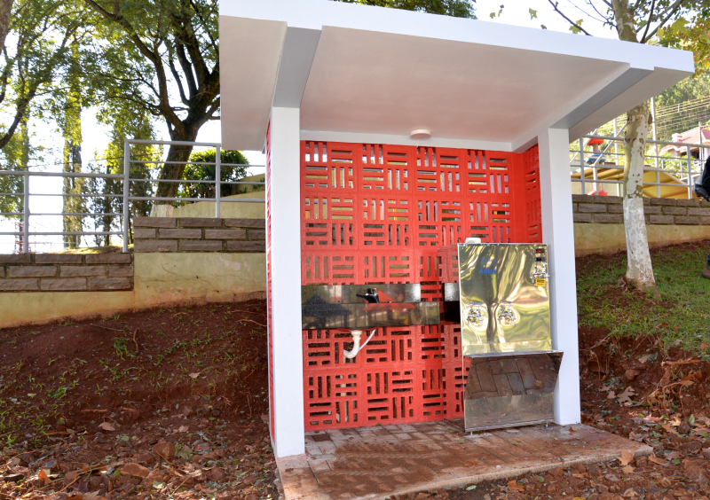 Praça e Parque Municipal de Nova Candelária agora contam com chimarródromos